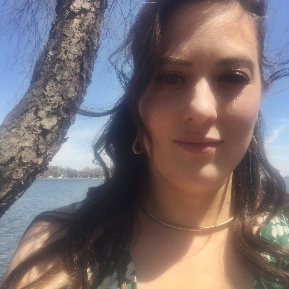 Meet your Posher, Rebecca